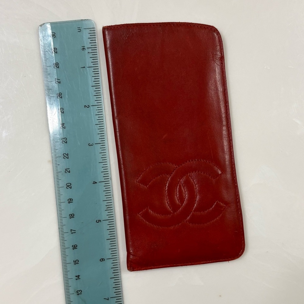 Vintage CHANEL red Leather Eyeglass case